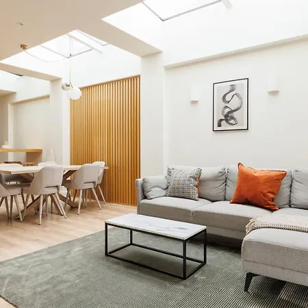 Guestready - Contemporary With Garden *